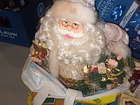 Lot 23 - decoratie en popjes - afbeelding 2 van  4