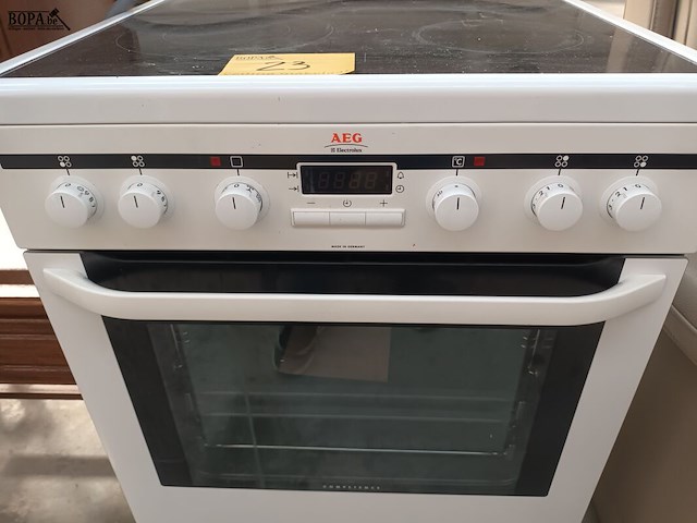 Lot 23 - elektrisch kookfornuis aeg - afbeelding 2 van  5