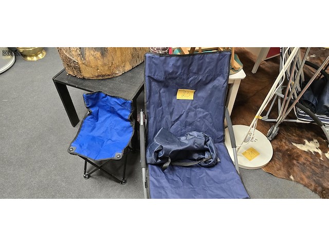 Lot 23 - kampeerstoelen groot & kind opvouwbaar - afbeelding 1 van  3