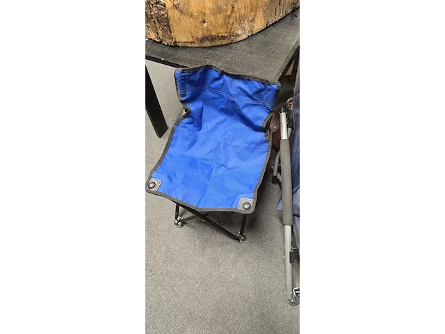 Lot 23 - kampeerstoelen groot & kind opvouwbaar - afbeelding 3 van  3