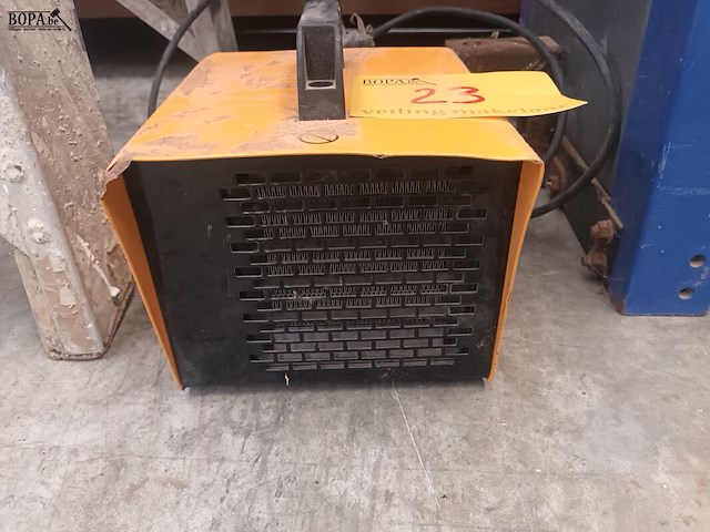 Lot 23 - keramische verwarming ironside - afbeelding 1 van  5
