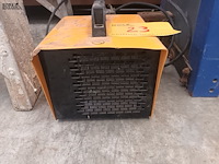 Lot 23 - keramische verwarming ironside
