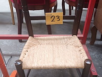 Lot 23 - kinderstoeltje