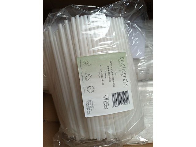 Lot 23 - plastieken rietjes. 2 dozen - afbeelding 3 van  4