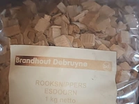 Lot 23 - rookhout snippers esdoorn 1 kg. 21 stuks - afbeelding 2 van  3