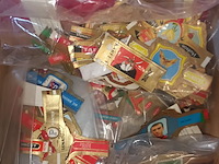 Lot 23 - sigarenbandjes, 5 dozen, 4 zakjes - afbeelding 9 van  10