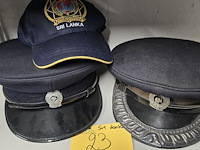 Lot 23 - sri lanka 3 stuks - afbeelding 1 van  4