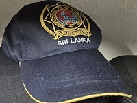 Lot 23 - sri lanka 3 stuks - afbeelding 3 van  4