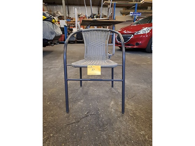 Lot 23 - terrasstoel geweven - 12 stuks - afbeelding 1 van  2