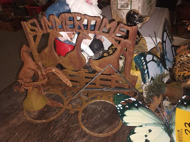 Lot 23 - tuindecoratie. 12 stuks - afbeelding 2 van  5