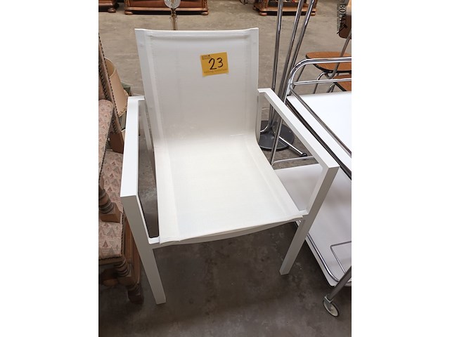 Lot 23 - tuinstoel - afbeelding 1 van  3