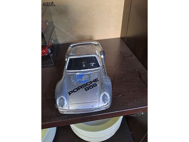 Lot 23 - vintage modelwagens oa. porsche 959 en koper model - afbeelding 3 van  7