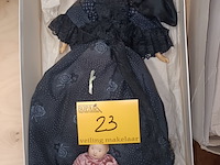 Lot 23 - vintage pop strafford
