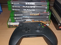 Lot 23 - xbox controller en spelletjes