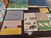Lot 230 - boeken over vogels en dieren. 17 stuks - afbeelding 3 van  5