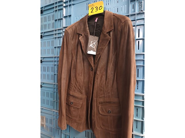 Lot 230 - lederen jas donna d. - afbeelding 1 van  4
