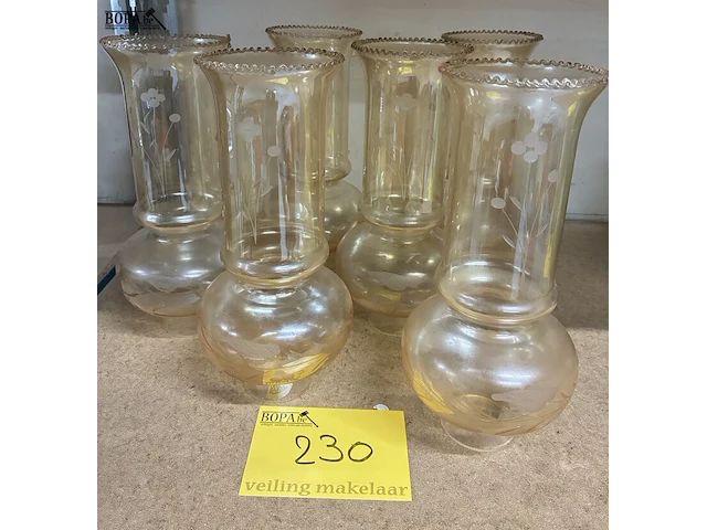 Lot 230 - retro glazen opzetstukken luster - 6 stuks - afbeelding 1 van  2