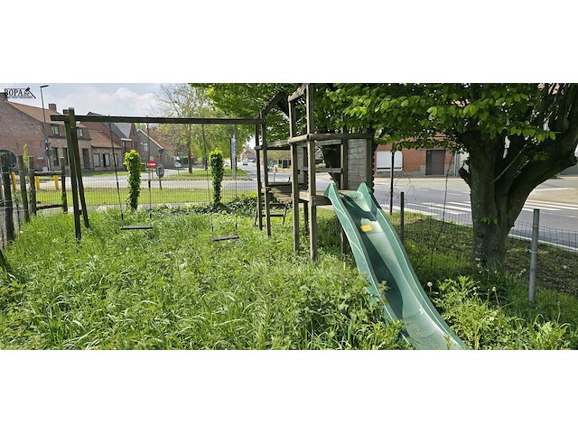 Lot 230 - tuinspeelset met schommel en glijbaan - afbeelding 1 van  3