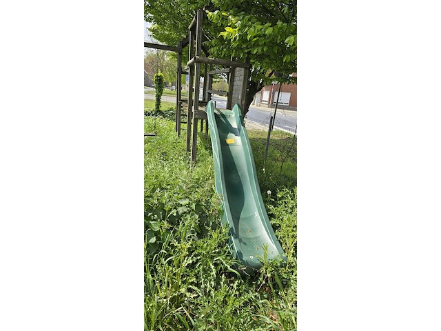 Lot 230 - tuinspeelset met schommel en glijbaan - afbeelding 2 van  3