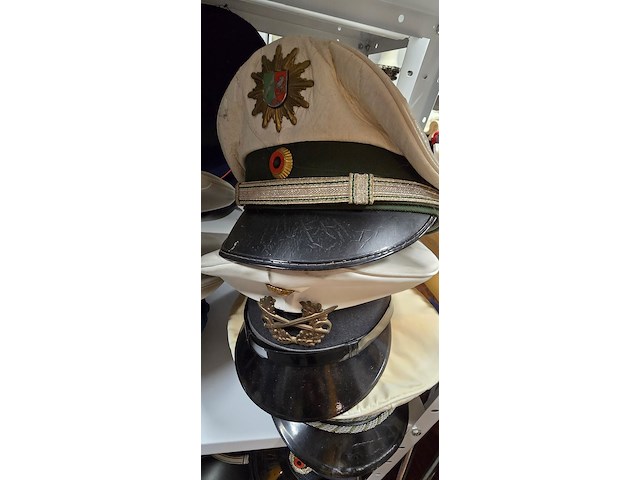 Lot 231 - duitsland 8 kepies - afbeelding 5 van  5