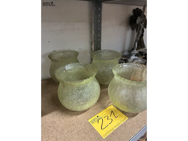 Lot 231 - retro glazen opzetstukken luster - 4 stuks - afbeelding 2 van  2