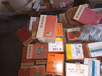Lot 232 - bevestigingsmateriaal - afbeelding 3 van  4