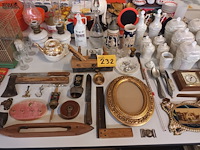 Lot 232 - brocante. 70 stuks - afbeelding 1 van  8