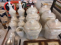 Lot 232 - brocante. 70 stuks - afbeelding 2 van  8