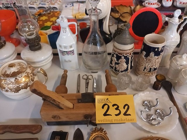 Lot 232 - brocante. 70 stuks - afbeelding 5 van  8