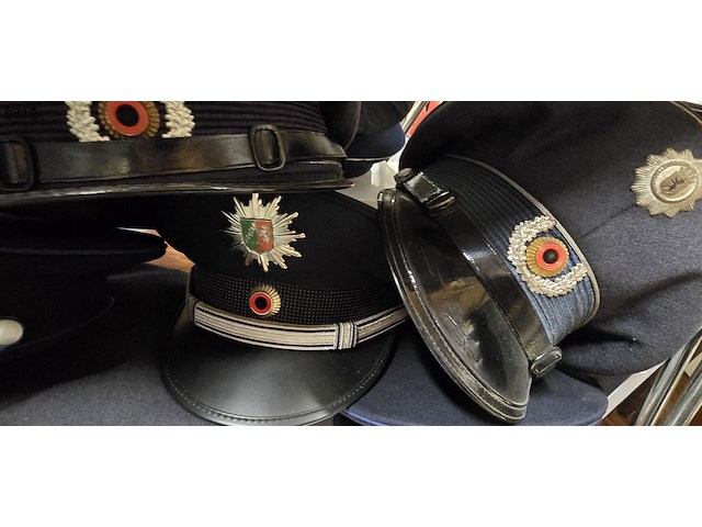 Lot 232 - duitsland 8 kepies - afbeelding 5 van  6