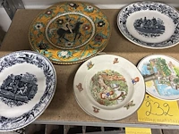 Lot 232 - lot sierborden - 5 stuks