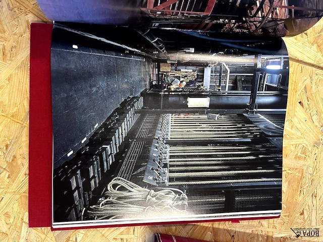Lot 232 - opera , tastbare emotie 2 delig boek - afbeelding 4 van  5