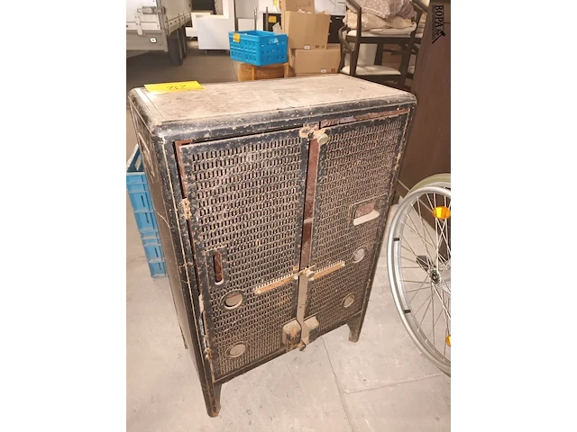 Lot 232 - philips radio meubel - afbeelding 5 van  6