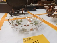 Lot 232 - schaal in geëtst glas - afbeelding 2 van  5