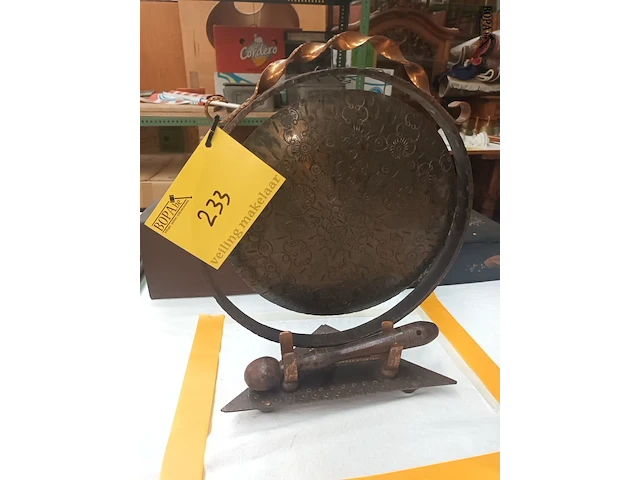 Lot 233 - antieke gong - afbeelding 1 van  5