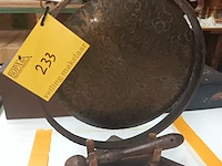 Lot 233 - antieke gong