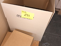 Lot 233 - onderdelen van meubels - afbeelding 2 van  10