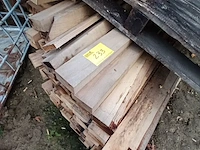 Lot 233 - pallet met houten balkjes - afbeelding 4 van  4