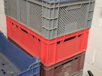 Lot 233 - stapelbakken in kunststof ong 10 stuks - afbeelding 3 van  3