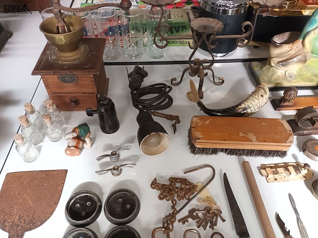 Lot 234 - brocante. 75 stuks - afbeelding 2 van  8