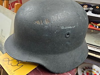 Lot 234 - duitse leger helm - afbeelding 1 van  4
