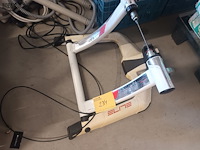 Lot 234 - fietstrainer - afbeelding 1 van  3