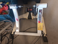 Lot 234 - fietstrainer - afbeelding 3 van  3