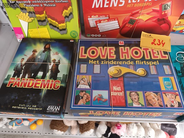 Lot 234 - gezelschapsspellen - 7 stuks - afbeelding 4 van  4