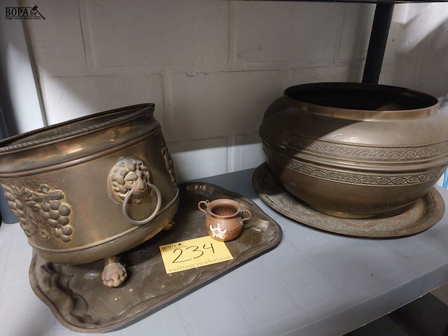 Lot 234 - koperen items 4 stuks - afbeelding 1 van  1