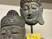 Lot 235 - houten buddhahoofd - 2 stuks