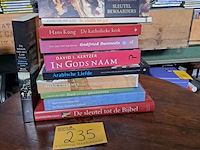 Lot 235 - lot boeken religie - afbeelding 1 van  1
