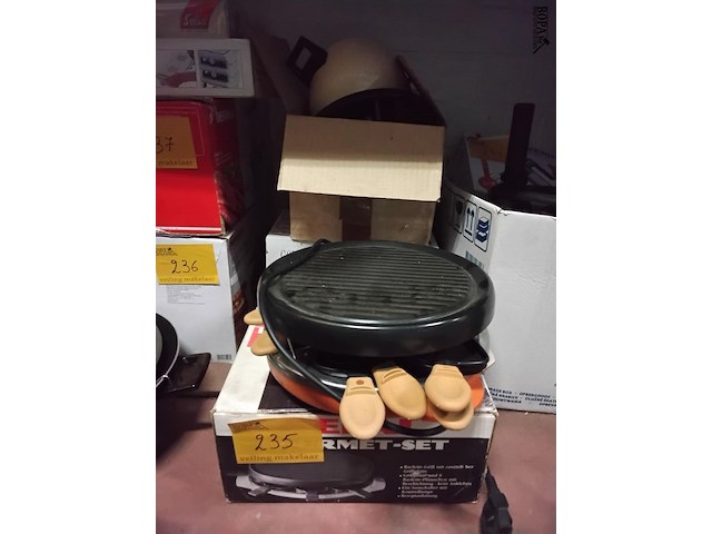 Lot 235 - lot keukentoestellen: 3* gourmet, 1* fondu - diverse modelle - afbeelding 1 van  2