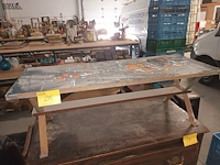 Lot 235 - vintage tafel met tegels adri