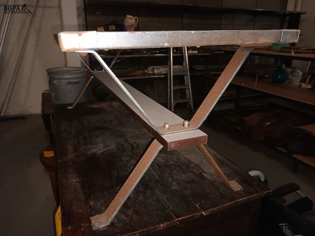 Lot 235 - vintage tafel met tegels adri - afbeelding 3 van  5